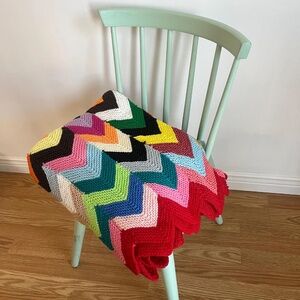 Vibrant vintage chevron Afghan throw